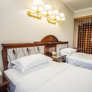 Hotel G Empire