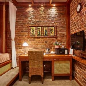 Гостиница Александр Хаус