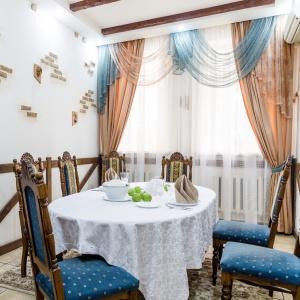Hotel Platan