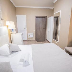 Hotel-A