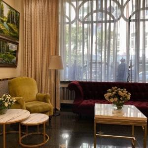 Hotel Versailles