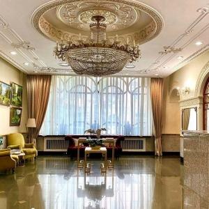 Hotel Versailles