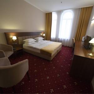 Hotel Versailles