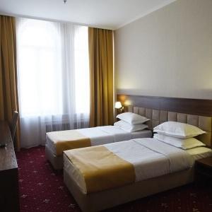 Hotel Versailles