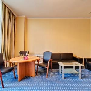 Hotel Versailles