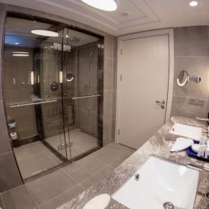 AZIMUT Grand Hotel (f. International Hotel Tashkent)