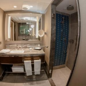 AZIMUT Grand Hotel (f. International Hotel Tashkent)