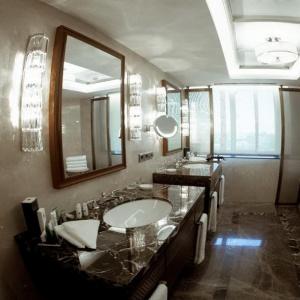 AZIMUT Grand Hotel (f. International Hotel Tashkent)