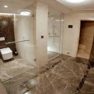 AZIMUT Grand Hotel (f. International Hotel Tashkent)