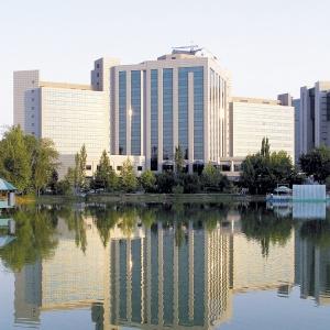 AZIMUT Grand Hotel (f. International Hotel Tashkent)