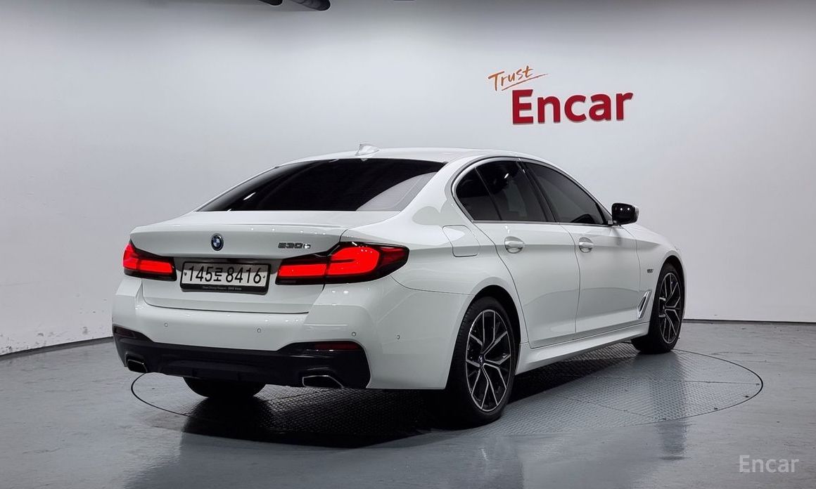BMW 5 Series (G30)530e M Sport  3