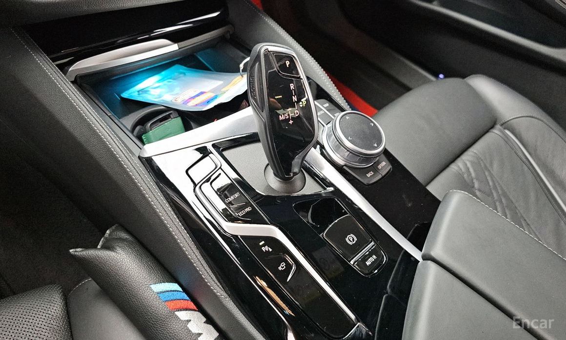 BMW 5 Series (G30) 530i xDrive M Sport  10