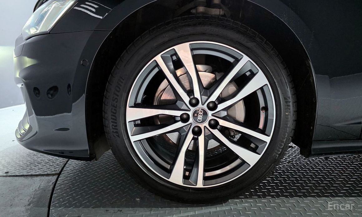 Audi A6 (C8) 40 TDI Quattro Premium №6