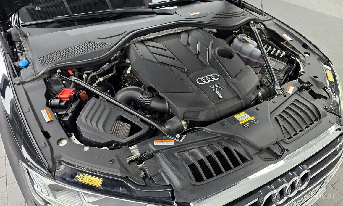 A8 (D5) 55 TFSI Quattro LWB 7