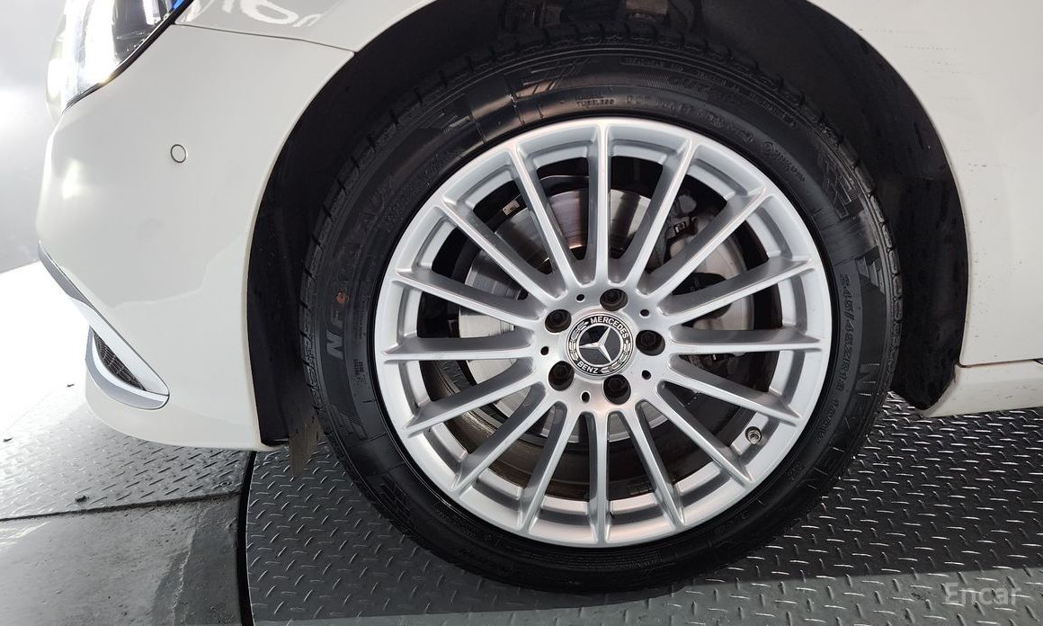 Mercedes-Benz E-Class W213E250 Exclusive №6
