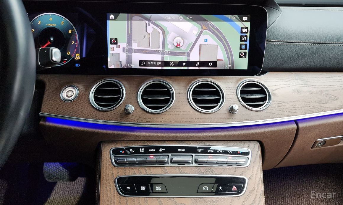 Mercedes-Benz E-Class W213E250 Exclusive №15