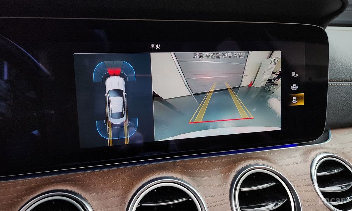 Mercedes-Benz E-Class W213E250 Exclusive №17