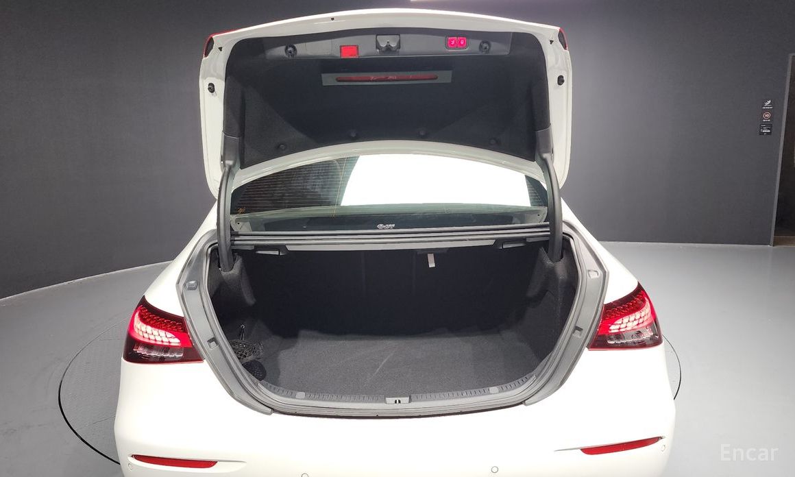 Mercedes-Benz E-Class W213E250 Exclusive №21