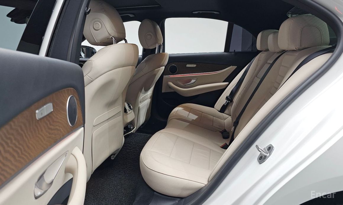 Mercedes-Benz E-Class W213E250 Exclusive №12