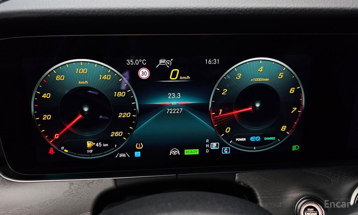 E-Class W213E350 4MATIC AMG Line 9