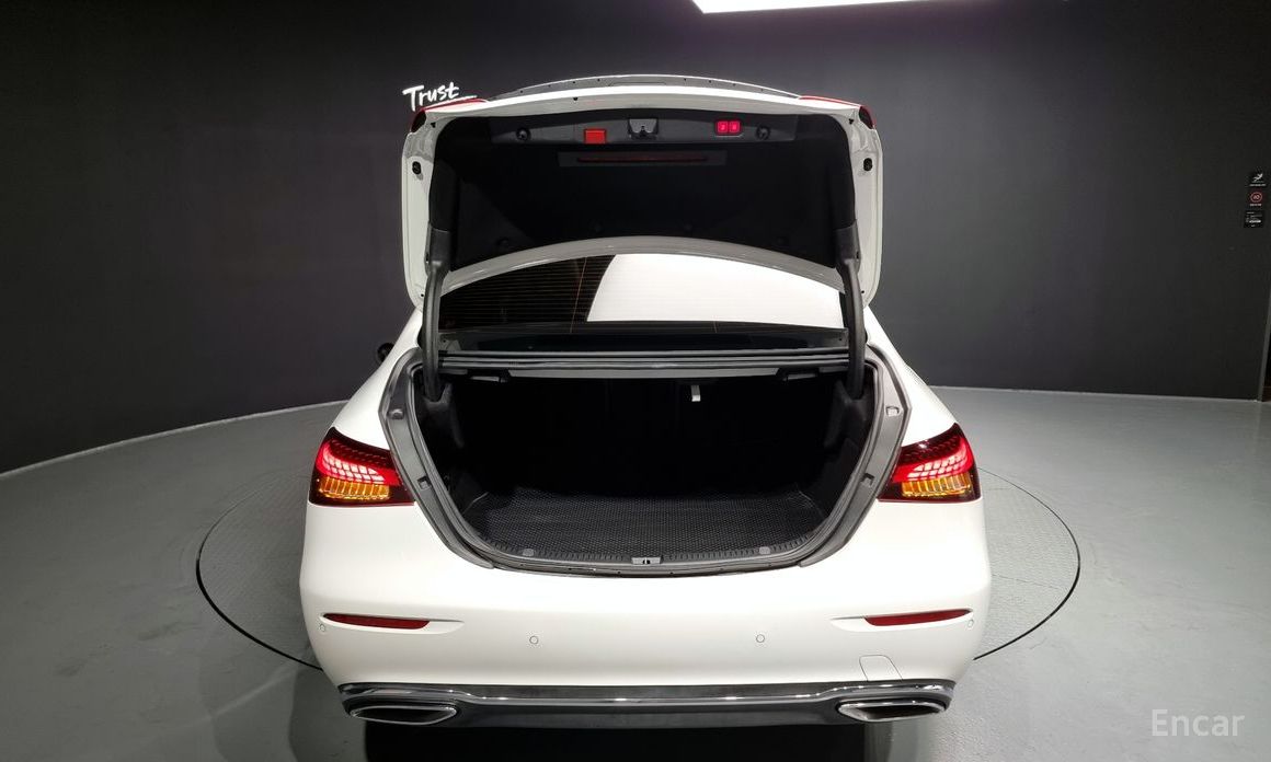 E-Class W213E350 4MATIC Avant-GARDE 21
