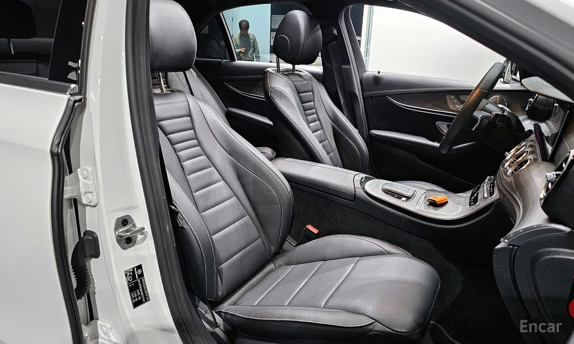 Mercedes-Benz E-Class W213E350 4MATIC Avant-GARDE №11