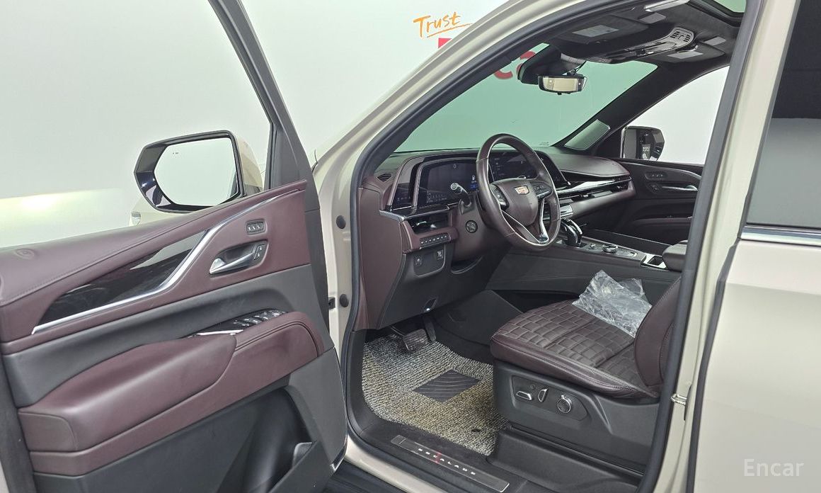 Cadillac Escalade 5th Generation 6.2 Premium Luxury Platinum  11