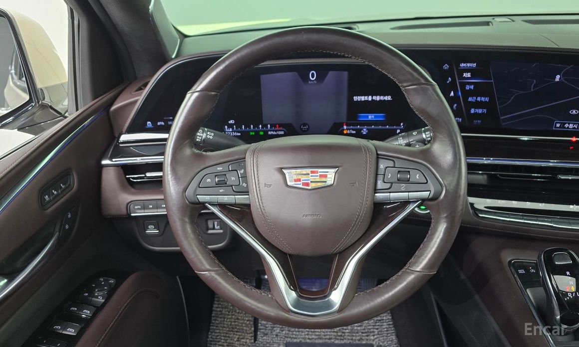 Cadillac Escalade 5th Generation 6.2 Premium Luxury Platinum  14