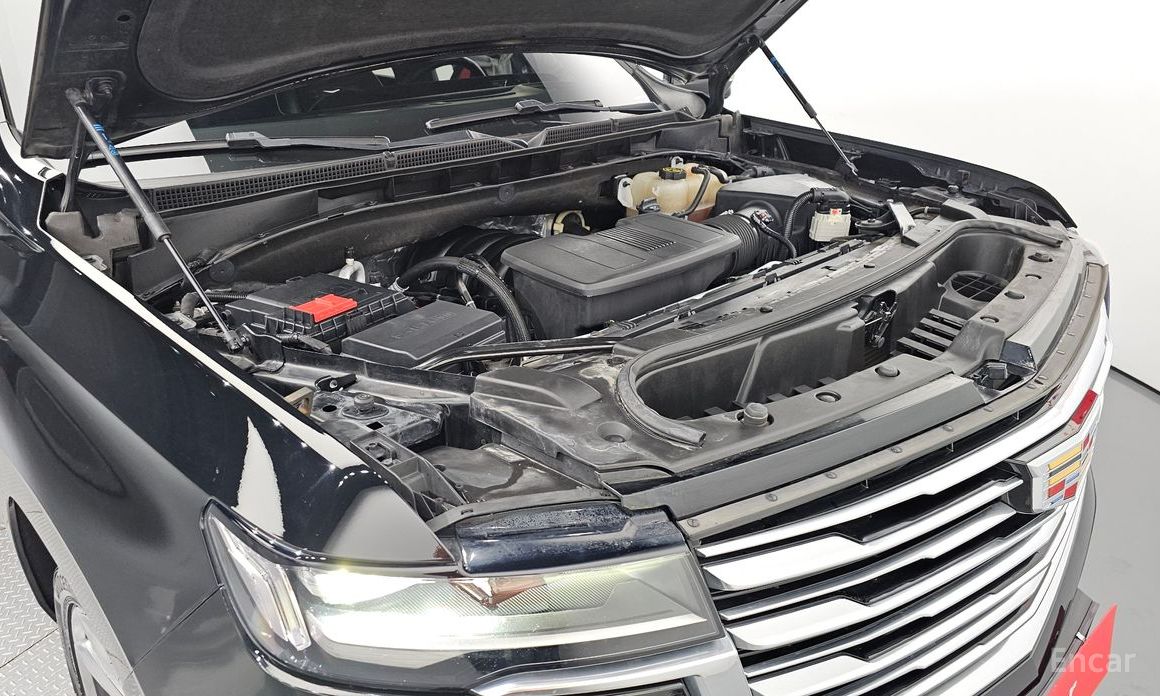 Cadillac Escalade 5th Generation 6.2 Premium Luxury Platinum  7
