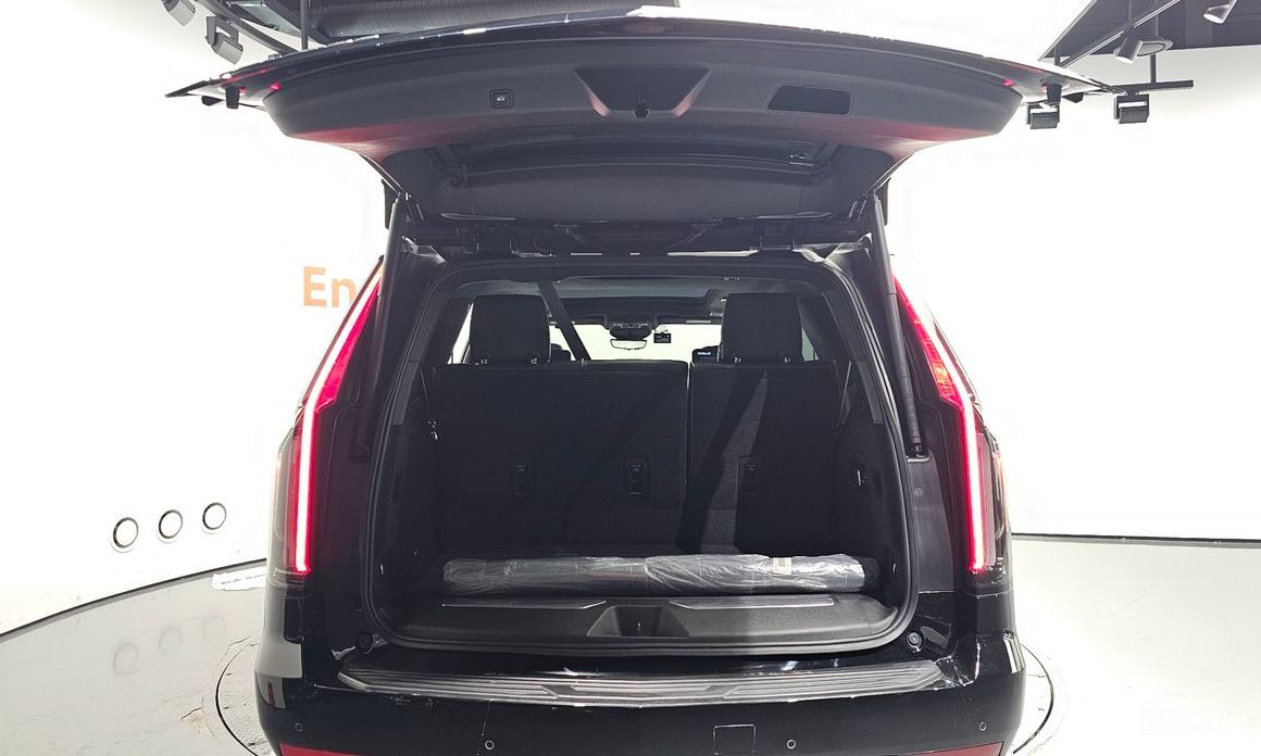 Cadillac Escalade 5th Generation 6.2 Premium Luxury Platinum  21