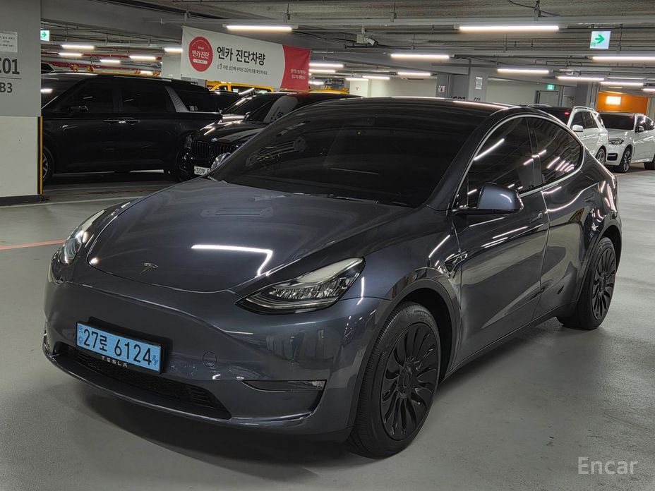 Model Y Long Range 4