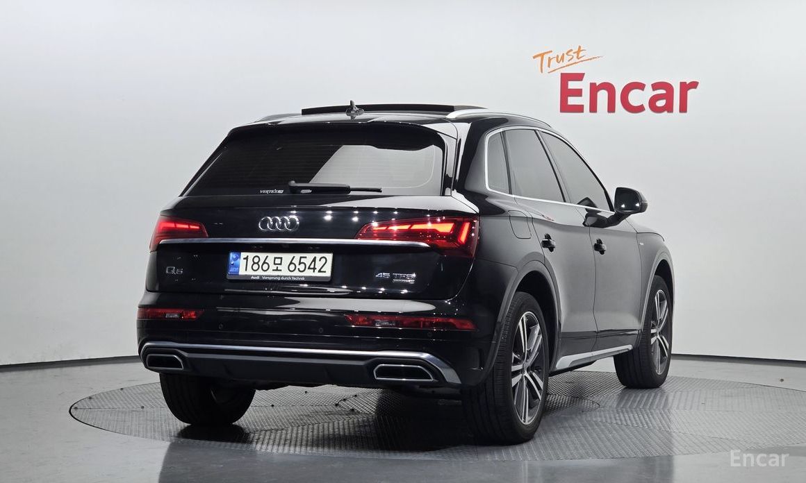 Audi Q5 (FY)45 TFSI Quattro Premium  3