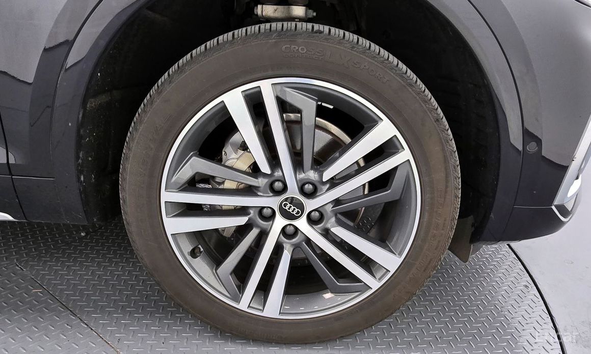 Audi Q5 (FY)45 TFSI Quattro Premium  6