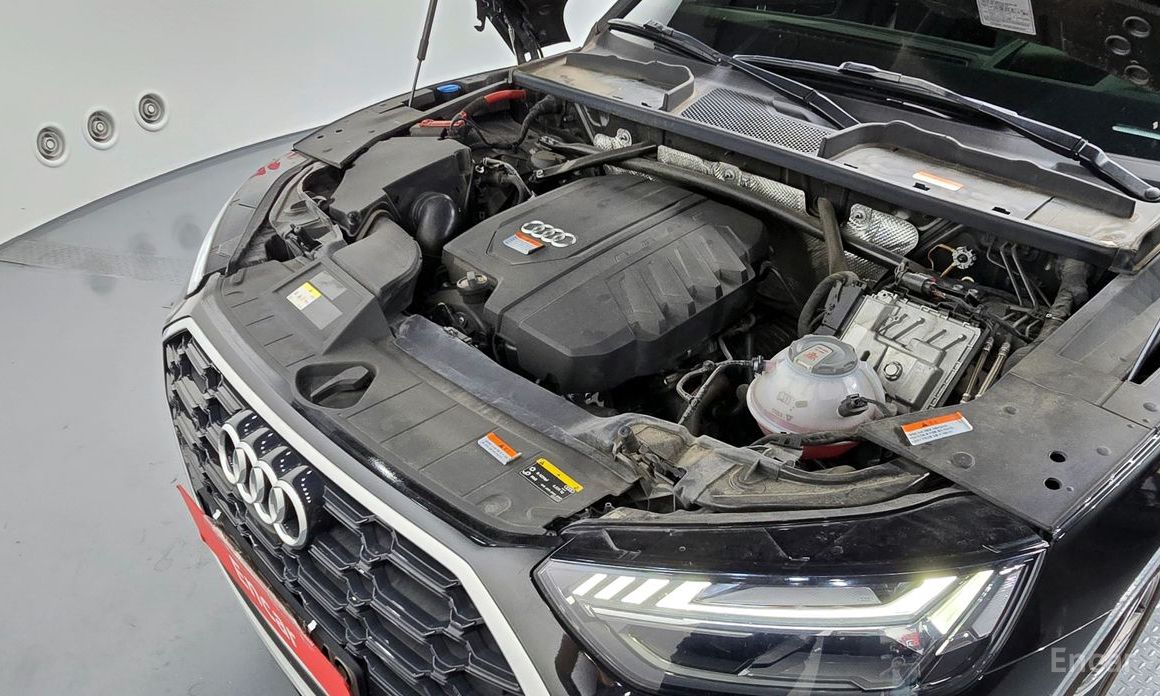 Audi Q5 (FY)45 TFSI Quattro Premium  7