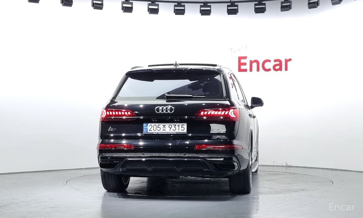 Audi Q7 (4M)55 TFSI Quattro Premium  5
