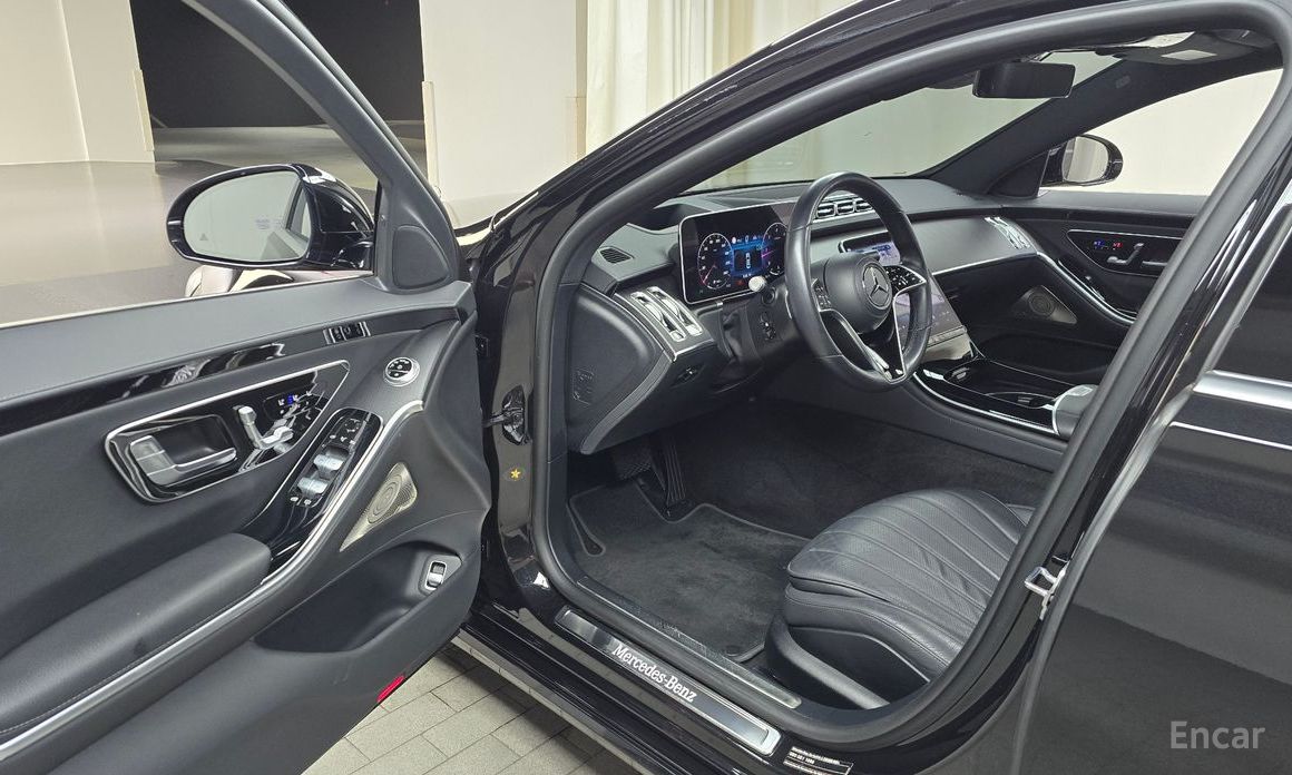 Mercedes-Benz S-Class W223S350 d №11