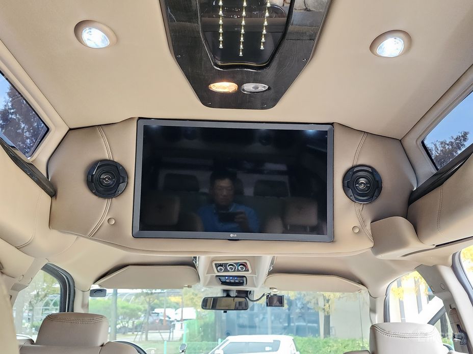 Jeep Savannah 6.0  18