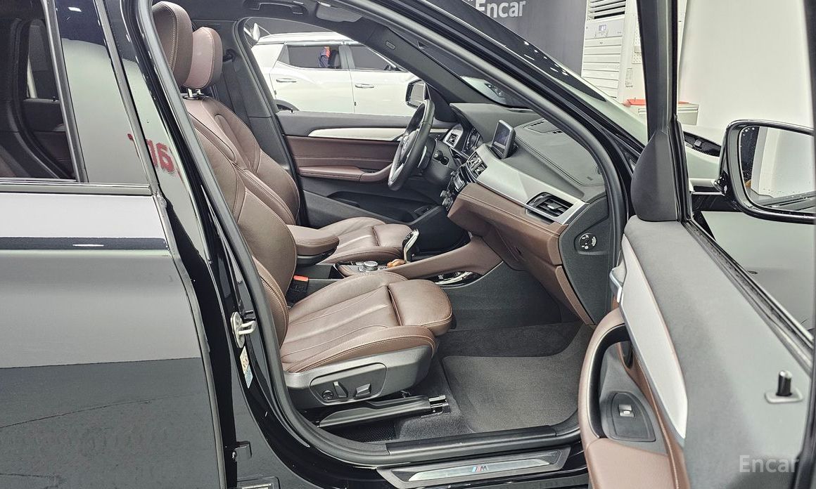 X1 (F48)xDrive 18d M Sport 12