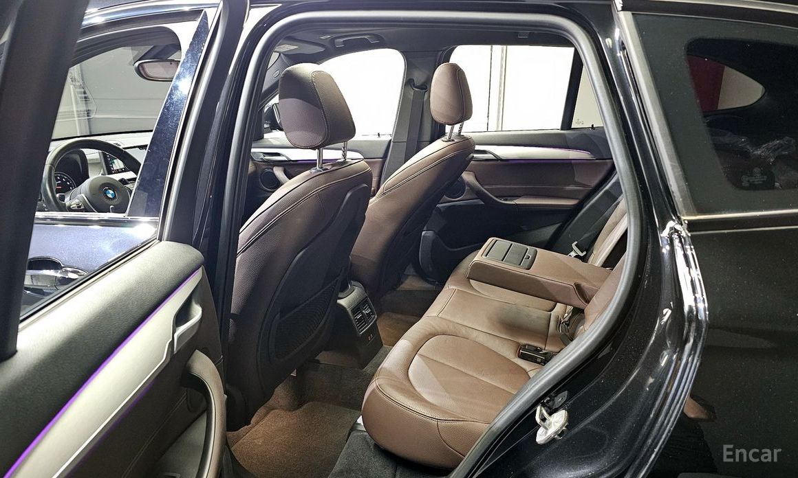 BMW X1 (F48)xDrive 20i M Sport №12