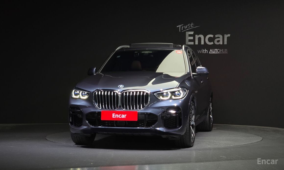 BMW X5 (G05)xDrive 45e M Sport  4