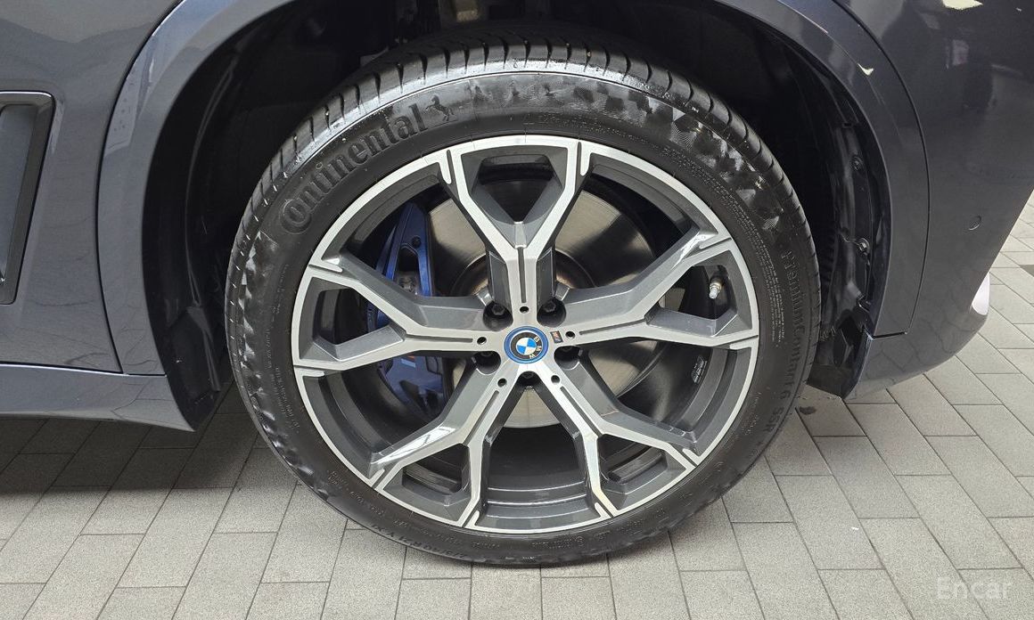 BMW X5 (G05)xDrive 45e M Sport  6