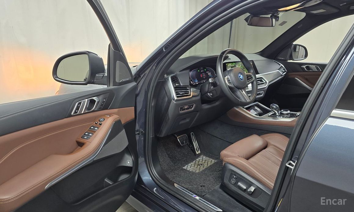 BMW X5 (G05)xDrive 45e M Sport  11