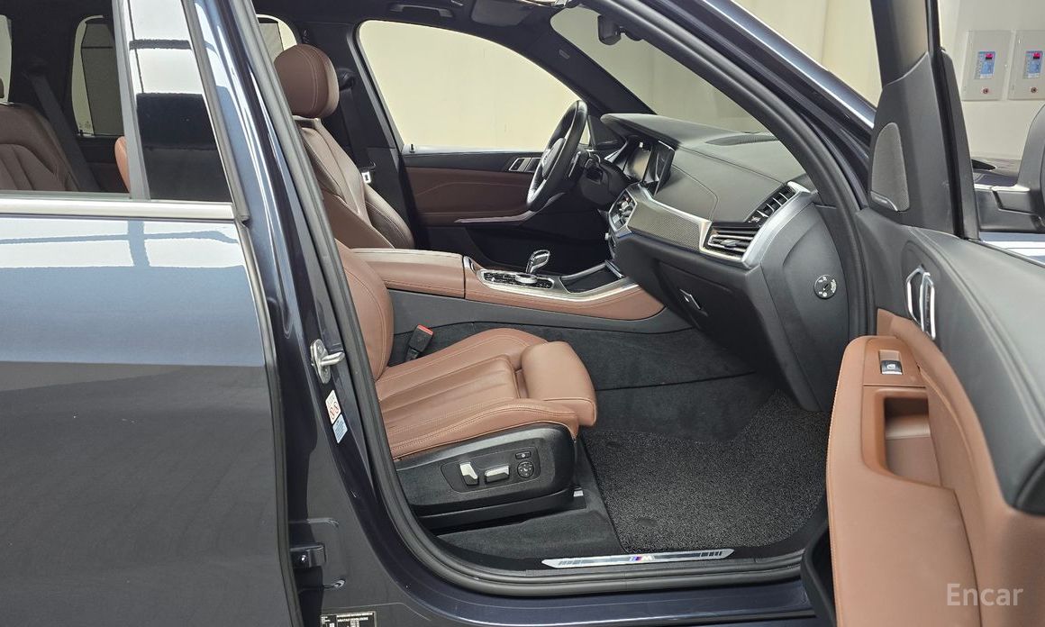 BMW X5 (G05)xDrive 45e M Sport  12