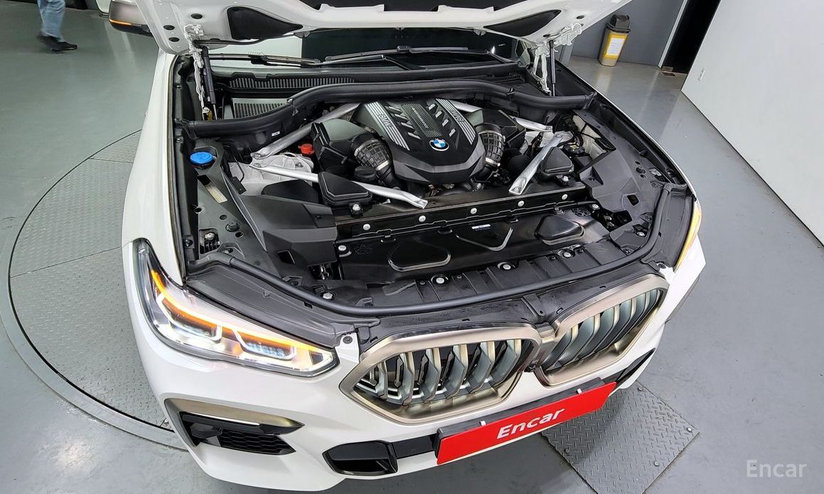 BMW X6 (G06)M50i  7