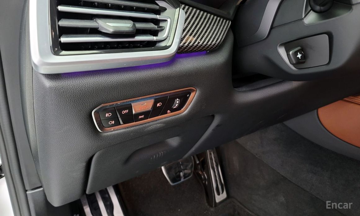 BMW X6 (G06)M50i  15