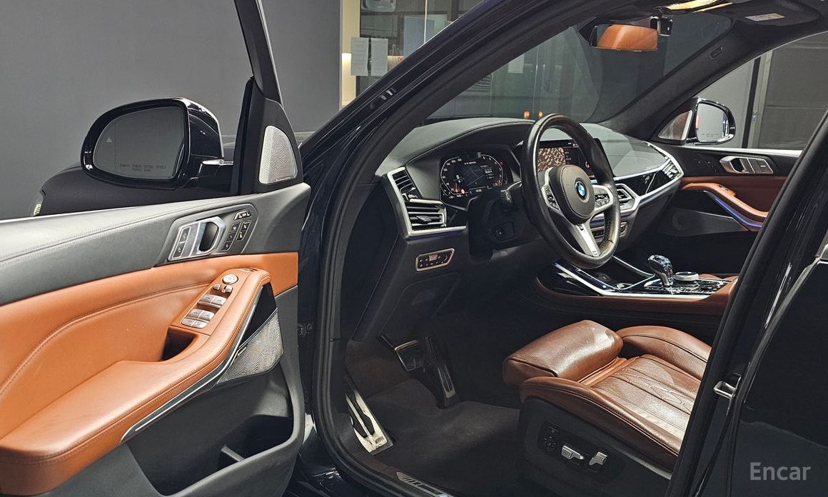 BMW X7 (G07)M50i 6 seater  10