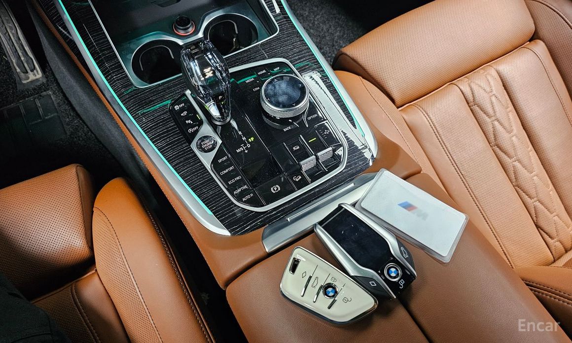 BMW X7 (G07)xDrive 40i M Sport 6 seater №10