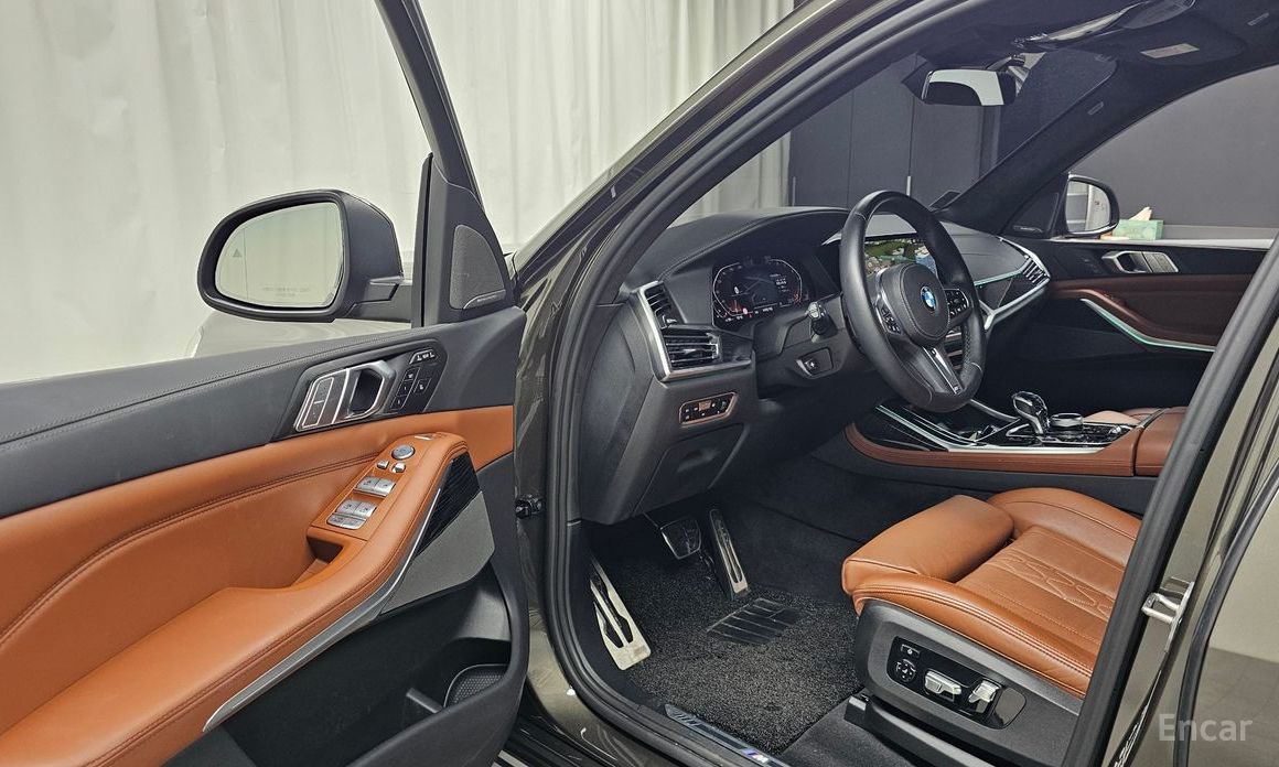 BMW X7 (G07)xDrive 40i M Sport 6 seater №11