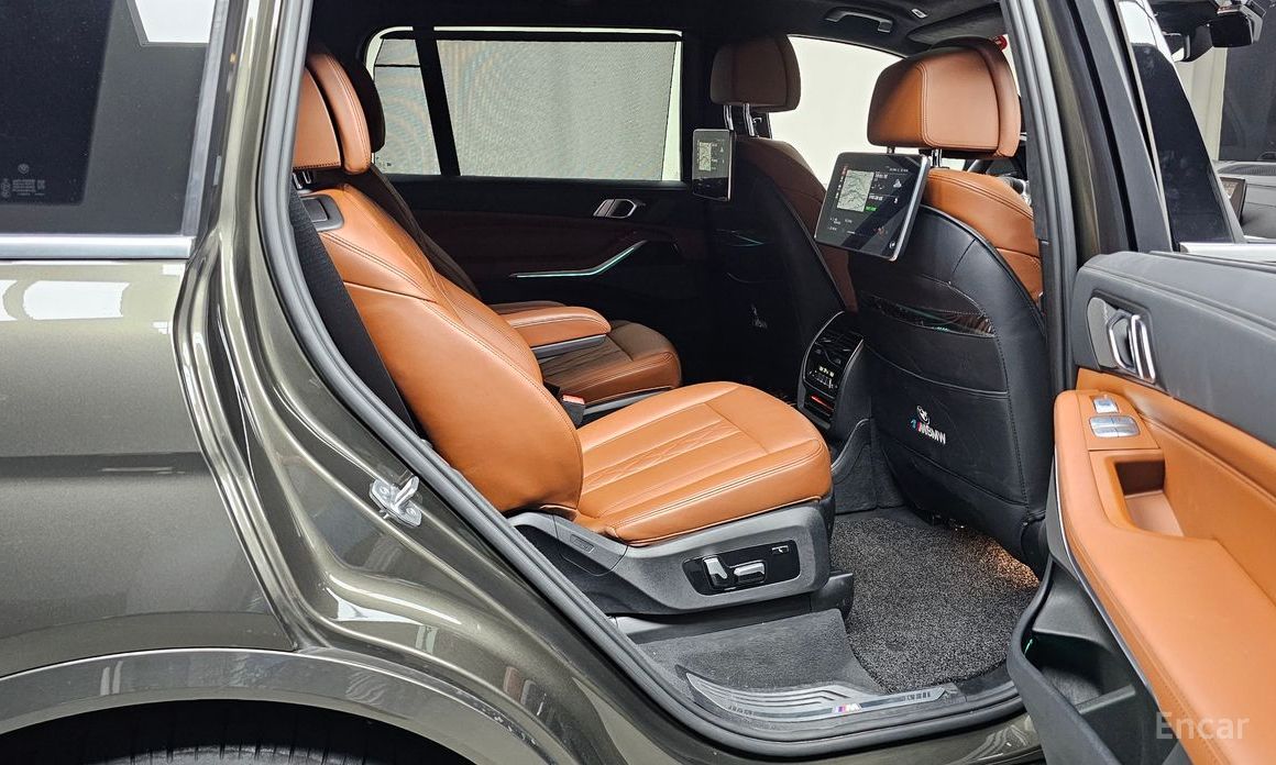 BMW X7 (G07)xDrive 40i M Sport 6 seater №13
