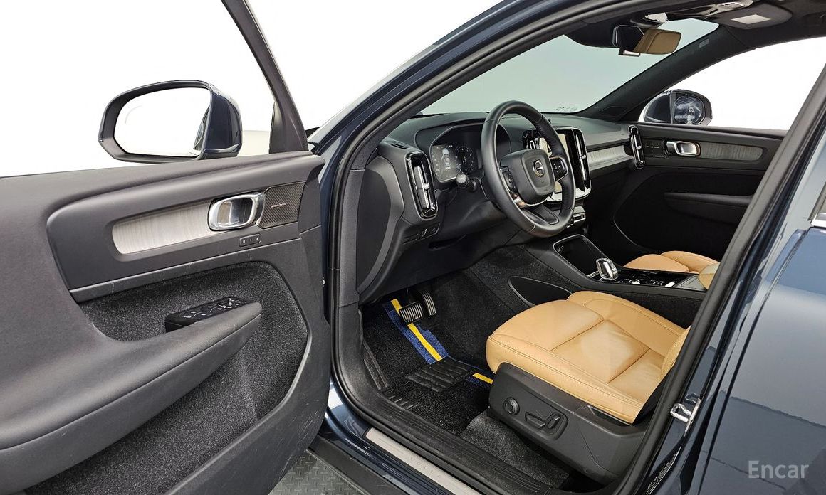 Volvo XC40B4 Inspiration  11